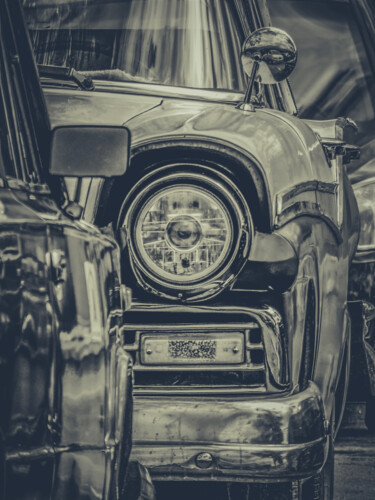 Photography titled "Old Car 50" by Frederic Bos, Original Artwork, Digital Photography